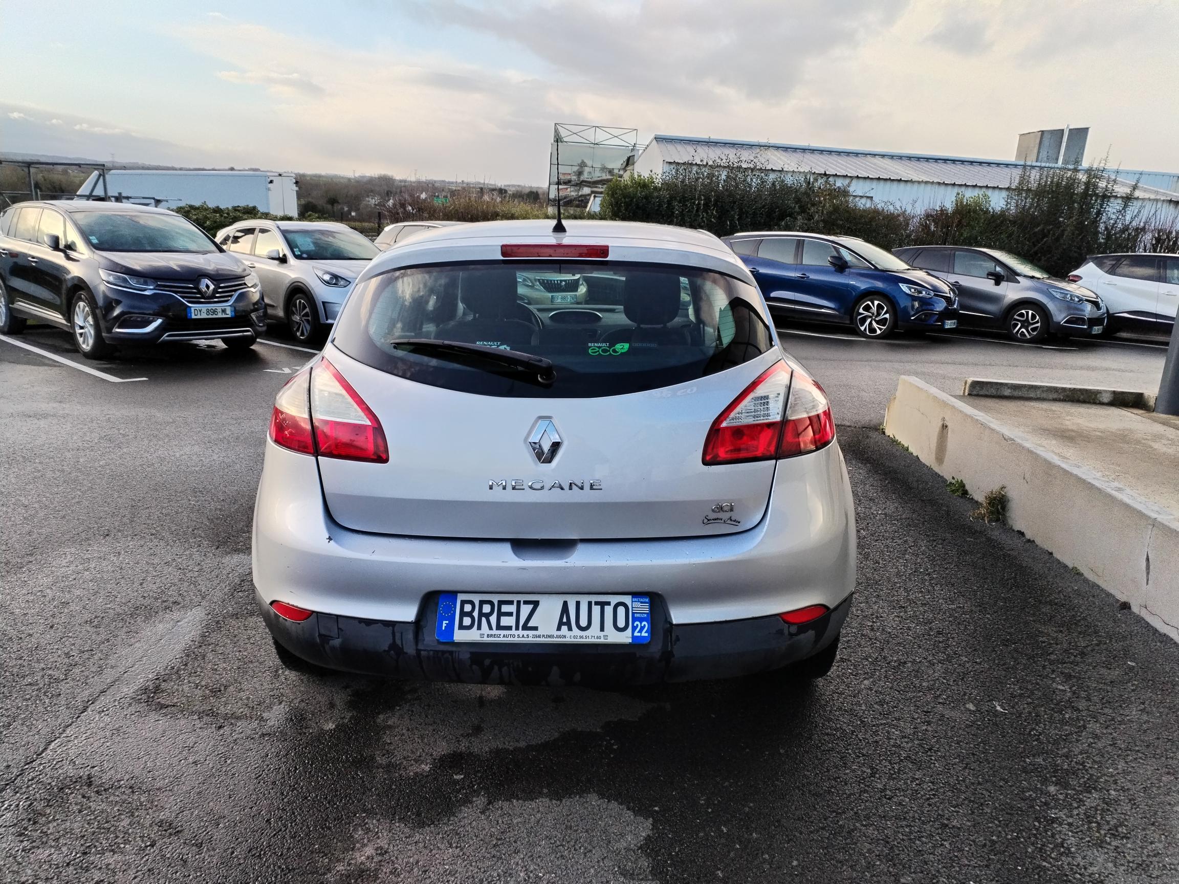 RENAULT  MEGANE III               